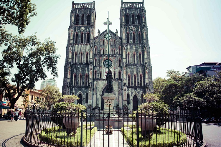 french quarter hanoi saint joseph's cathedral